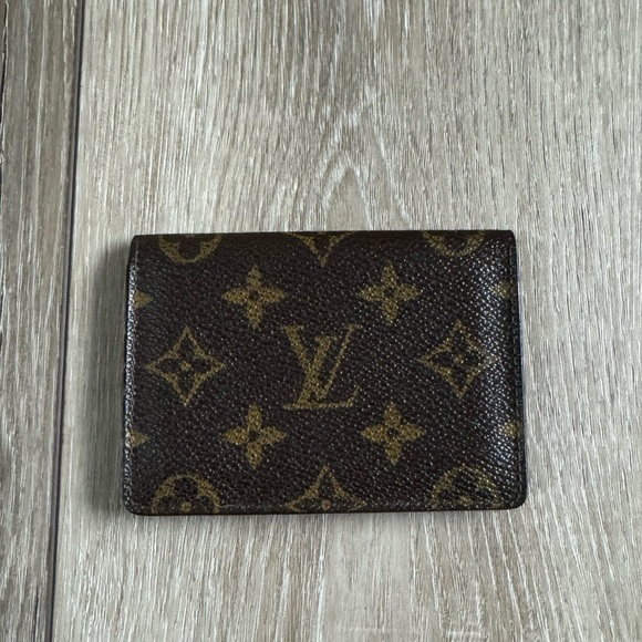 Louis Vuitton Card Holder - Picture 1 of 4
